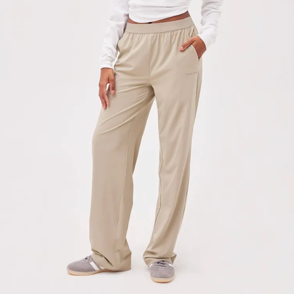 Outdoor Voices Relay Wide Leg Pant in Gravel (Khaki or Stone)